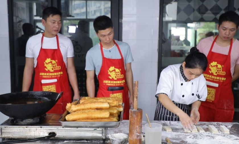 萧山食为先油炸麻圆油条培训