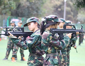 黄埔特种兵军事夏令营培训