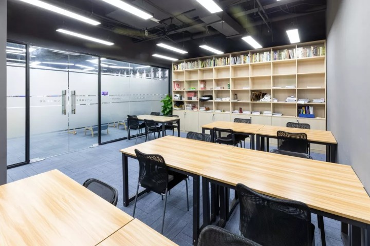临桂大学英语考前培训