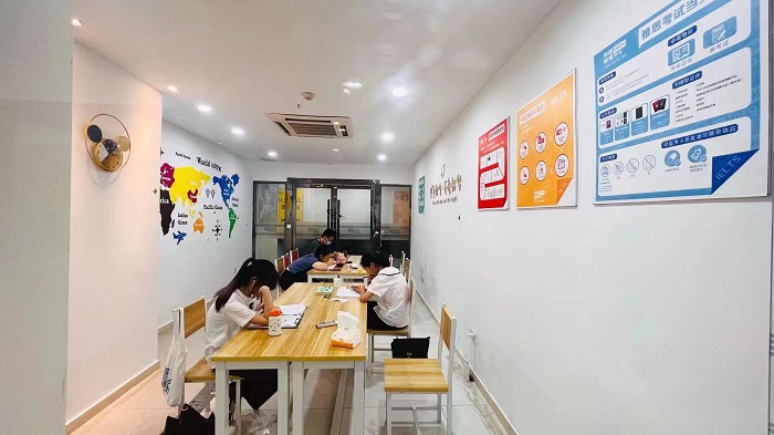 芙蓉区大学英语辅导班